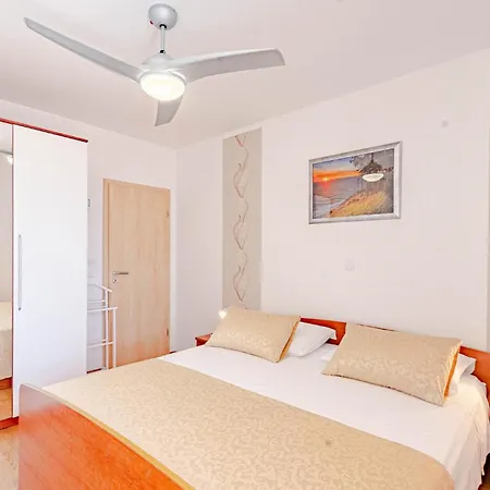 Two-bedroom In Апартаменты Прижба