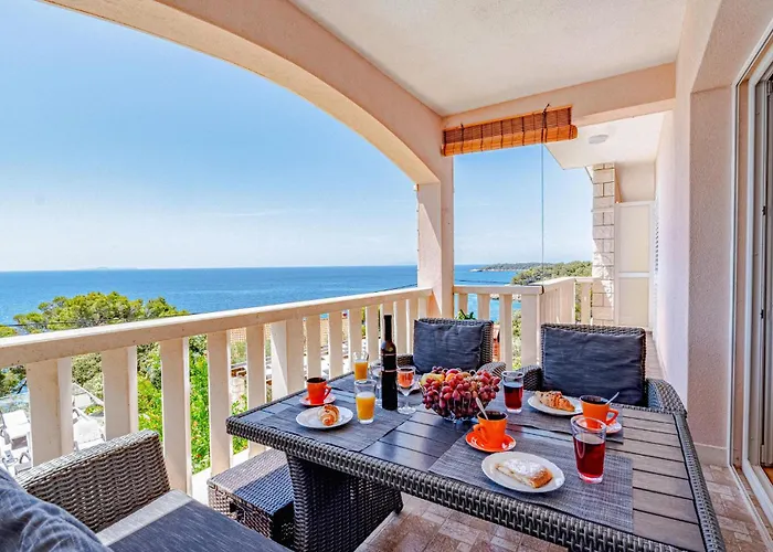 شقة Two-bedroom In *